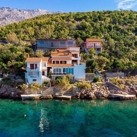 2 Bedroom Nice Apartment In Jablanac Bagian luar foto